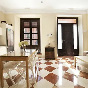 apartamentos-quevedo.es-andalucia.com/